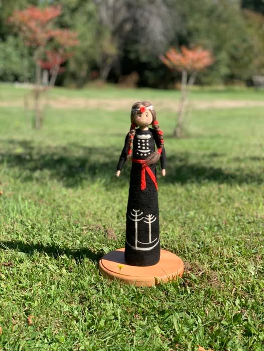 FOTO Muñeca Mapuche 45 cms